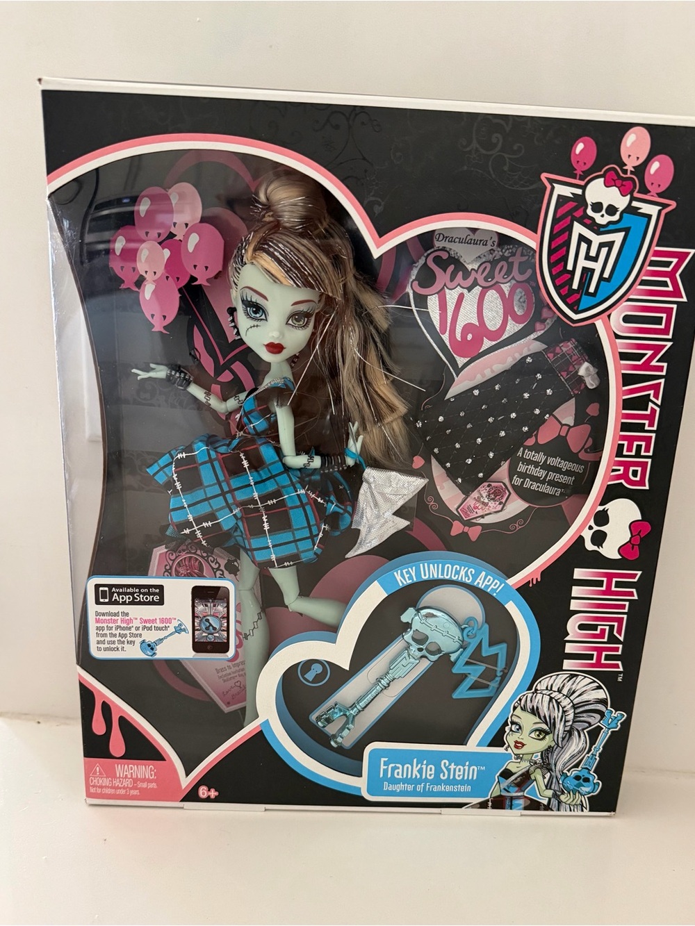 Monster High Draculaura’s sweet 1600